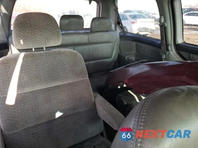 Zdjęcie 11 z 14 samochodu: 2002 HONDA ODYSSEY EXL VIN:5FNRL189X2B035057 - miniatura