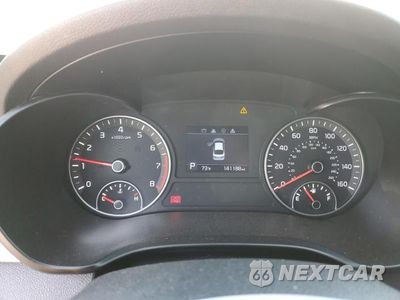 Zdjęcie 9 z 12 samochodu: 2019 KIA OPTIMA LX VIN:5XXGT4L31KG284078 - miniatura