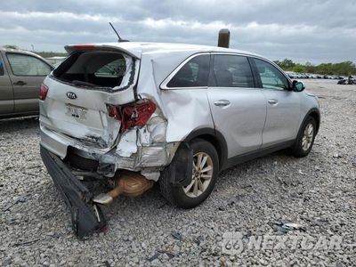 Trzecie zdjęcie samochodu z tyłu: 2020 KIA SORENTO L VIN:5XYPG4A36LG653814 - miniatura