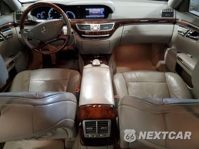 Zdjęcie 8 z 12 samochodu: 2012 MERCEDES-BENZ S 550 VIN:WDDNG7DB2CA450534 - miniatura