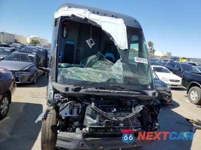 Piąte zdjęcie samochodu w środku: 2023 RIVIAN EDV 500 VIN:7FCEHEB57PN001626 - miniatura