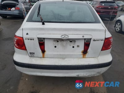 Zdjęcie 6 z 12 samochodu: 2005 HYUNDAI ELANTRA GLS VIN:KMHDN56D85U176638 - miniatura