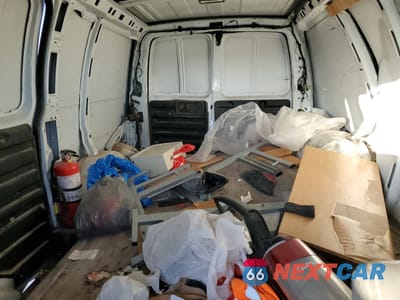 Zdjęcie 10 z 13 samochodu: 2010 CHEVROLET EXPRESS G1500 VIN:1GCUGAD4XA1164271 - miniatura