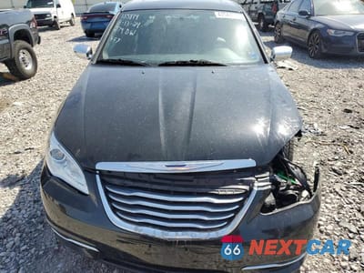 Piąte zdjęcie samochodu w środku: 2011 CHRYSLER 200 LIMITED LIMITED VIN:1C3BC2FB5BN613651 - miniatura