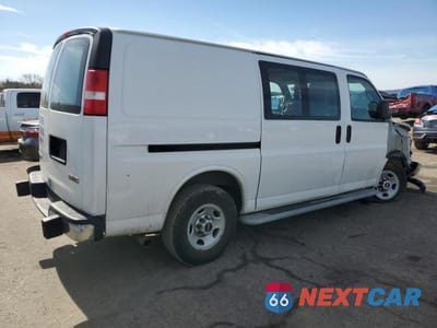 Trzecie zdjęcie samochodu z tyłu: 2017 GMC SAVANA G2500 VIN:1GTW7AFF9H1909089 - miniatura