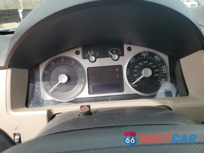 Zdjęcie 9 z 12 samochodu: 2010 MERCURY MARINER VIN:4M2CN9BG4AKJ18436 - miniatura