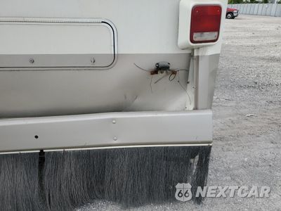 Zdjęcie 9 z 10 samochodu: 1999 FORD F550 SUPER DUTY STRIPPED CHASSIS VIN:3FCNF53S7XJA02948 - miniatura