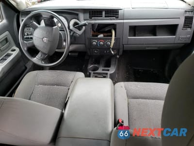 Zdjęcie 8 z 13 samochodu: 2008 DODGE DAKOTA SXT VIN:1D7HW38N68S516999 - miniatura