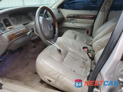 Zdjęcie 7 z 14 samochodu: 2010 MERCURY GRAND MARQUIS LS VIN:2MEBM7FV0AX631924 - miniatura