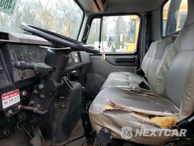 Zdjęcie 7 z 12 samochodu: 2000 INTERNATIONAL 4000 4700 VIN:1HTSCAAM1YH279529 - miniatura