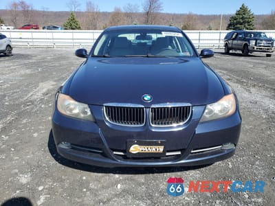 Piąte zdjęcie samochodu w środku: 2008 BMW 328 I SULEV VIN:WBAVC53538FZ89130 - miniatura