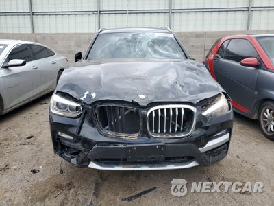 Piąte zdjęcie samochodu w środku: 2019 BMW X3 SDRIVE30I VIN:5UXTR7C54KLE88276 - miniatura