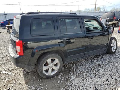 Trzecie zdjęcie samochodu z tyłu: 2012 JEEP PATRIOT LATITUDE VIN:1C4NJPFB2CD592406 - miniatura