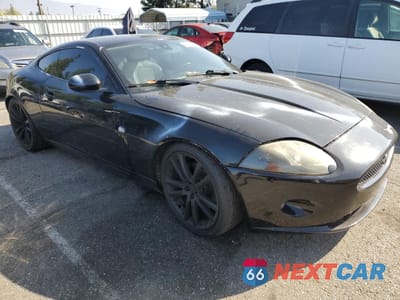 Czwarte zdjęcie samochodu z boku: 2008 JAGUAR XK VIN:SAJWA43B985B23651 - miniatura