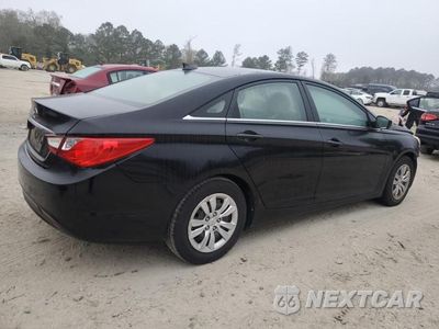 Trzecie zdjęcie samochodu z tyłu: 2012 HYUNDAI SONATA GLS VIN:5NPEB4AC3CH453942 - miniatura