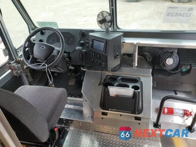 Zdjęcie 8 z 13 samochodu: 2021 FORD F59 VIN:1F65F5KN8M0A12853 - miniatura