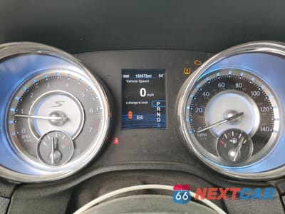 Zdjęcie 9 z 12 samochodu: 2014 CHRYSLER 300 VIN:2C3CCABG2EH200938 - miniatura