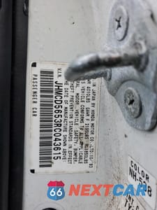 Zdjęcie 13 z 14 samochodu: 1994 HONDA ACCORD EX VIN:JHMCD5653RC043615 - miniatura