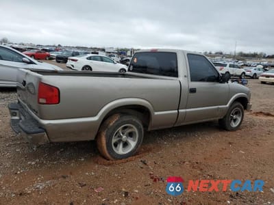 Trzecie zdjęcie samochodu z tyłu: 1999 GMC SONOMA VIN:1GTCS194XX8528398 - miniatura