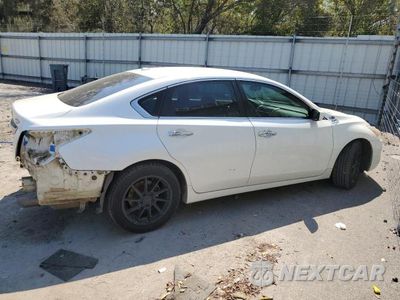 Trzecie zdjęcie samochodu z tyłu: 2015 NISSAN ALTIMA 2.5 VIN:1N4AL3AP2FC175212 - miniatura