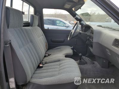 Zdjęcie 10 z 12 samochodu: 1991 TOYOTA PICKUP 1/2 TON SHORT WHEELBASE DLX VIN:JT4RN01P5M0016558 - miniatura