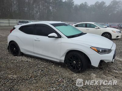Czwarte zdjęcie samochodu z boku: 2020 HYUNDAI VELOSTER BASE VIN:KMHTG6AF2LU031807 - miniatura