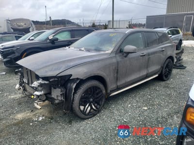 2022 VOLVO V60 CROSS COUNTRY T5 MOMENTUM YV4102WK0N2094947 - główne zdjęcie licytacji z USA - miniatura