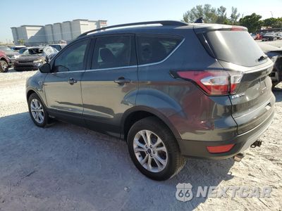 Drugie zdjęcie samochodu z przodu: 2018 FORD ESCAPE SE VIN:1FMCU9GD1JUB50672 - miniatura