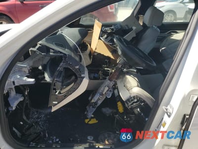 Zdjęcie 7 z 12 samochodu: 2021 BMW 740 I VIN:WBA7T2C07MCF88819 - miniatura