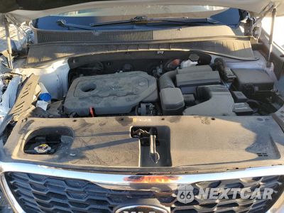 Zdjęcie 11 z 12 samochodu: 2019 KIA SORENTO L VIN:5XYPG4A33KG578312 - miniatura