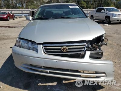 Piąte zdjęcie samochodu w środku: 2001 TOYOTA CAMRY CE VIN:4T1BG22K41U106245 - miniatura