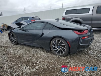 Drugie zdjęcie samochodu z przodu: 2017 BMW I8 VIN:WBY2Z2C38HV676743 - miniatura