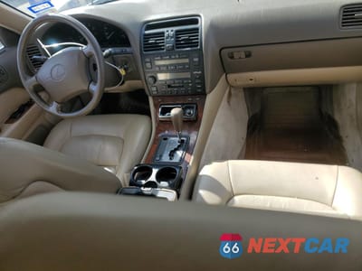 Zdjęcie 8 z 14 samochodu: 1996 LEXUS LS 400 VIN:JT8BH22F2T0043515 - miniatura