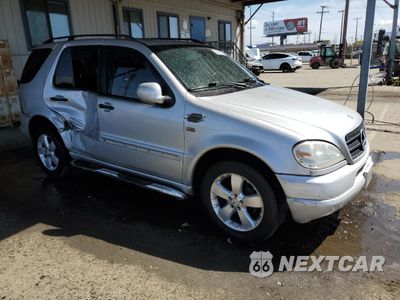 Czwarte zdjęcie samochodu z boku: 2000 MERCEDES-BENZ ML 320 VIN:4JGAB54E3YA200180 - miniatura
