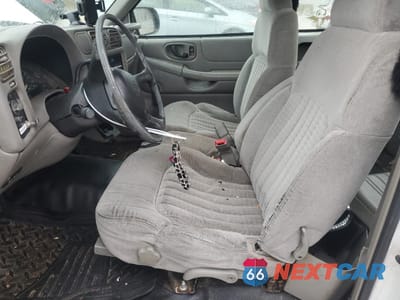 Zdjęcie 7 z 12 samochodu: 2000 CHEVROLET S TRUCK S10 VIN:1GCCS19W2YK297549 - miniatura