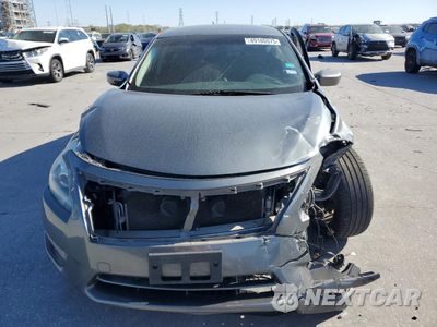 Piąte zdjęcie samochodu w środku: 2014 NISSAN ALTIMA 2.5 VIN:1N4AL3AP2EN214027 - miniatura