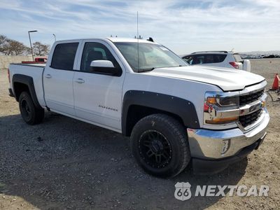 Czwarte zdjęcie samochodu z boku: 2017 CHEVROLET SILVERADO C1500 LT VIN:3GCPCREC3HG342109 - miniatura