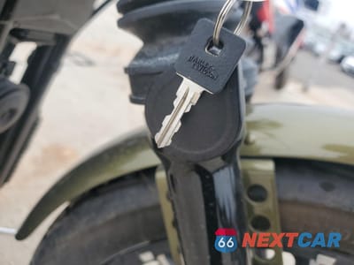 Zdjęcie 8 z 9 samochodu: 2017 HARLEY-DAVIDSON XL883 IRON 883 VIN:1HD4LE218HC406144 - miniatura