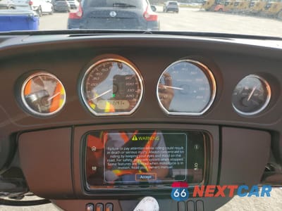 Zdjęcie 7 z 10 samochodu: 2022 HARLEY-DAVIDSON FLHTCUTG VIN:1HD1MAF19NB853490 - miniatura