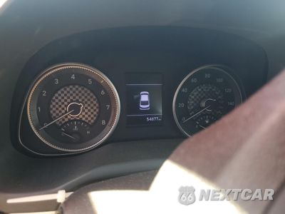 Zdjęcie 9 z 12 samochodu: 2020 HYUNDAI ELANTRA SEL VIN:5NPD84LF1LH532463 - miniatura