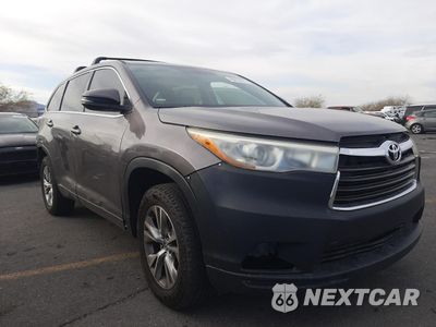 Czwarte zdjęcie samochodu z boku: 2016 TOYOTA HIGHLANDER LE VIN:5TDZKRFH6GS174021 - miniatura