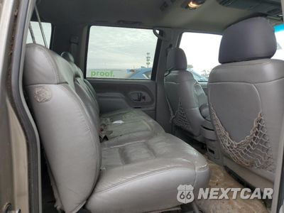 Zdjęcie 11 z 13 samochodu: 1999 GMC SUBURBAN K1500 VIN:1GKFK16R5XJ708995 - miniatura