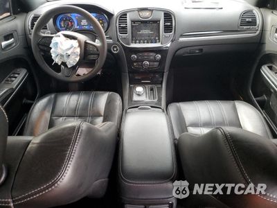 Zdjęcie 8 z 15 samochodu: 2023 CHRYSLER 300 S VIN:2C3CCABG1PH589915 - miniatura