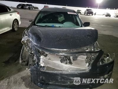 Piąte zdjęcie samochodu w środku: 2015 NISSAN ALTIMA 2.5 VIN:1N4AL3APXFC568388 - miniatura