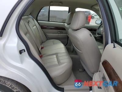Zdjęcie 10 z 12 samochodu: 2009 MERCURY GRAND MARQUIS LS VIN:2MEHM75V59X603284 - miniatura