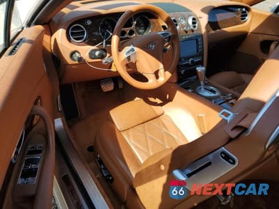 Zdjęcie 8 z 13 samochodu: 2010 BENTLEY CONTINENTAL GTC SPEED VIN:SCBDP3ZA1AC064402 - miniatura