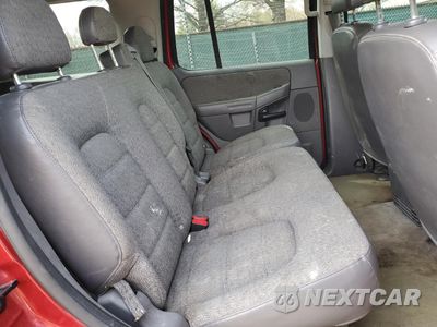 Zdjęcie 12 z 15 samochodu: 2004 FORD EXPLORER XLS VIN:1FMZU72KX4UA54435 - miniatura
