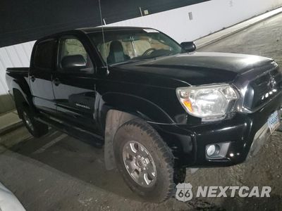 Czwarte zdjęcie samochodu z boku: 2015 TOYOTA TACOMA DOUBLE CAB VIN:3TMLU4EN9FM192716 - miniatura
