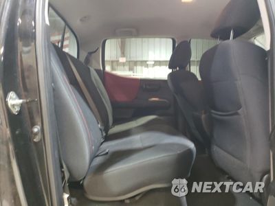 Zdjęcie 10 z 15 samochodu: 2019 TOYOTA TACOMA DOUBLE CAB VIN:5TFCZ5AN6KX179133 - miniatura