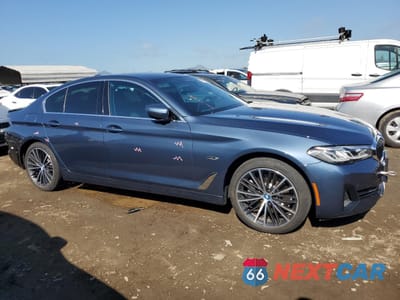 Czwarte zdjęcie samochodu z boku: 2023 BMW 530E VIN:WBA13AG04PCM42051 - miniatura